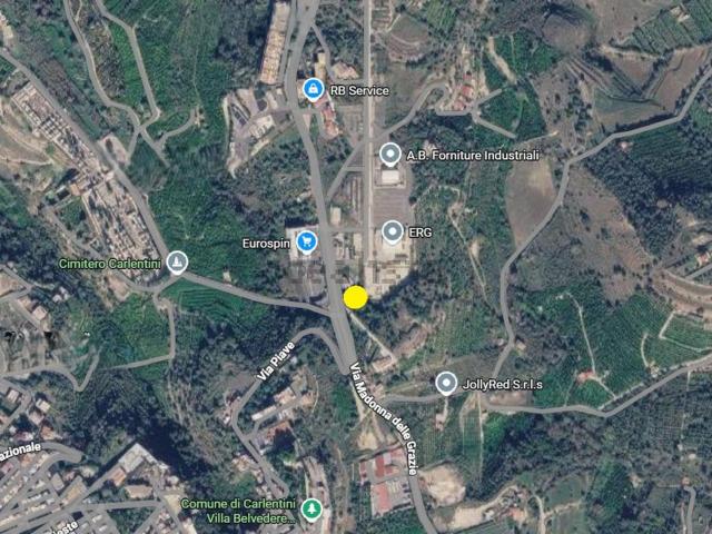 Terreno in vendita di 741 m² in Via Madonna delle Grazie, 4