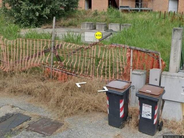 Terreno in vendita di 750 m² in Via Novara