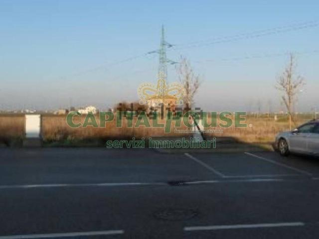 Terreno in vendita di 7510 m² in Via del Piano