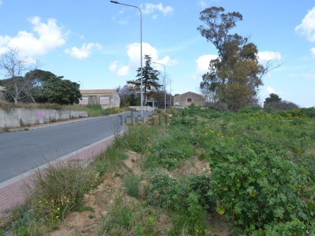 Terreno in vendita di 7600 m² in Via Rosario Pitrelli