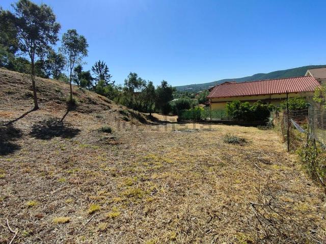 Terreno in vendita di 799 m² in Via Vergine Maria