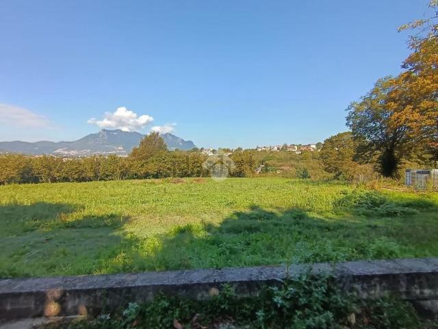 Terreno in vendita di 807 m²