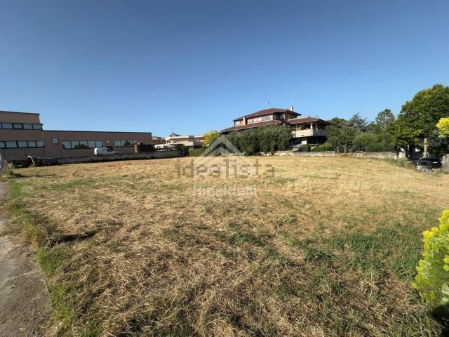 Terreno in vendita di 800 m² in Via del Consorzio C.A.R
