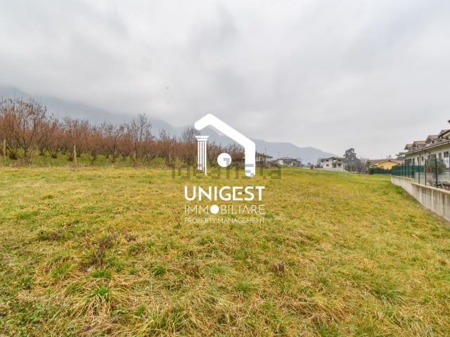 Terreno in vendita di 800 m² in Via Provinciale Revello