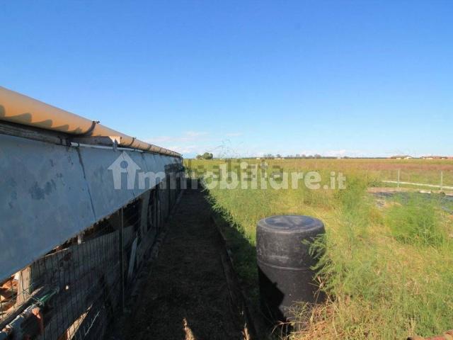 Terreno in vendita di 800 m² in Via Tabina