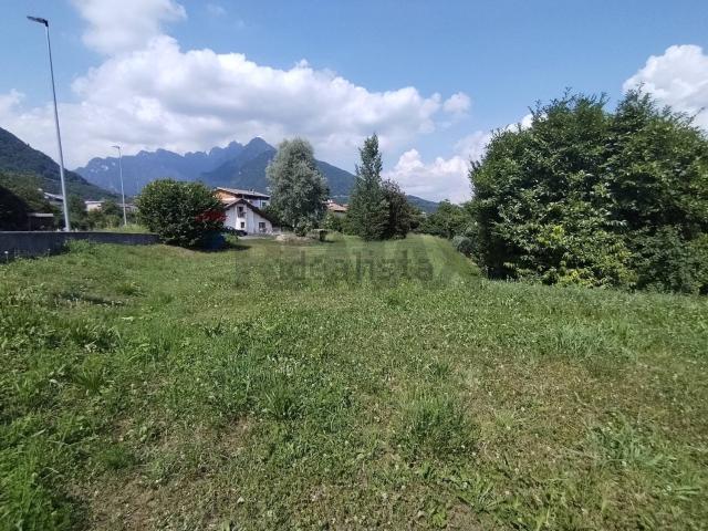 Terreno in vendita di 825 m²