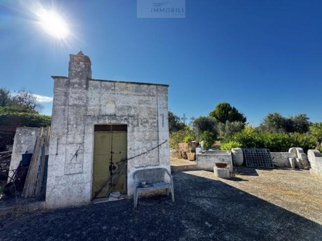 Terreno in vendita di 8200 m² in Contrada Arrighi