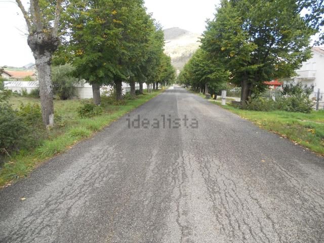 Terreno in vendita di 830 m² in Via della Stazione