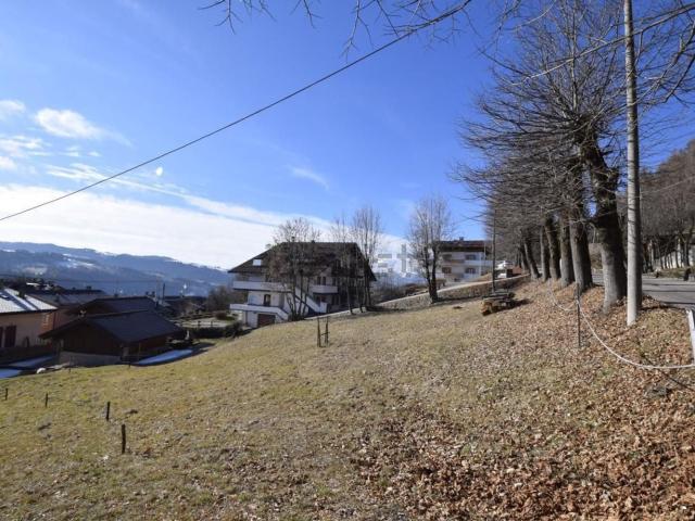 Terreno in vendita di 845 m² in Via Verenetta, 19