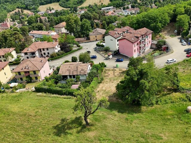 Terreno in vendita di 850 m² in Via Pizzetti, 4