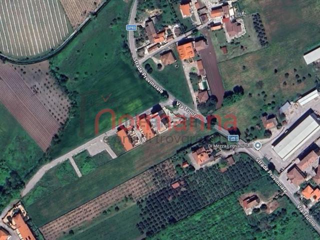Terreno in vendita di 850 m² in Via Truono
