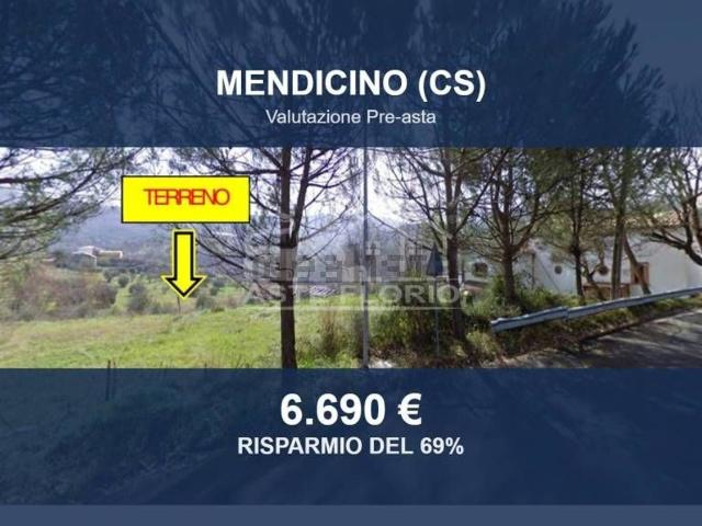 Terreno in vendita di 865 m² in Via Acheruntia, 16