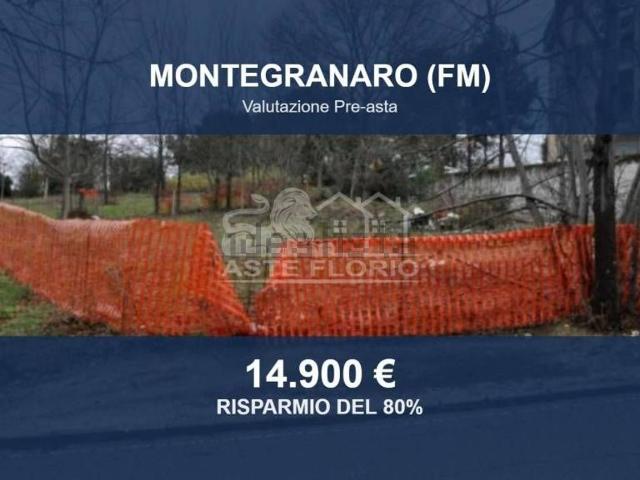 Terreno in vendita di 866 m² in Via Alpi