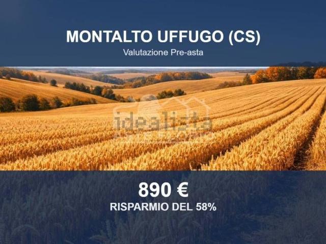 Terreno in vendita di 860 m² in Via Stragola