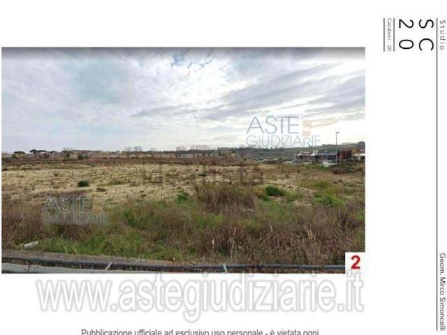 Terreno in vendita di 8754 m²