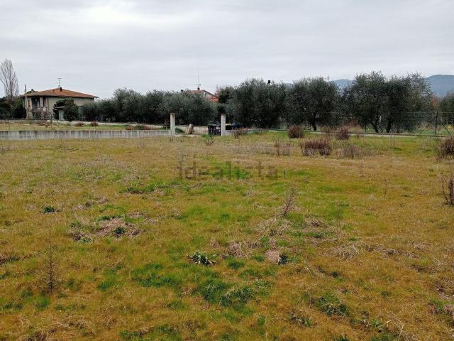 Terreno in vendita di 880 m² in Località Ossaia
