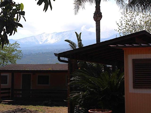 Terreno in vendita di 880 m² in Via dott. Mario Amato