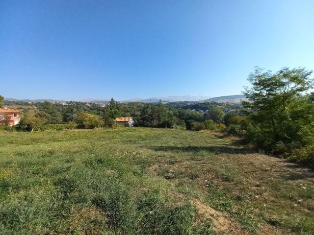 Terreno in vendita di 8815 m² in Via San Cipriano
