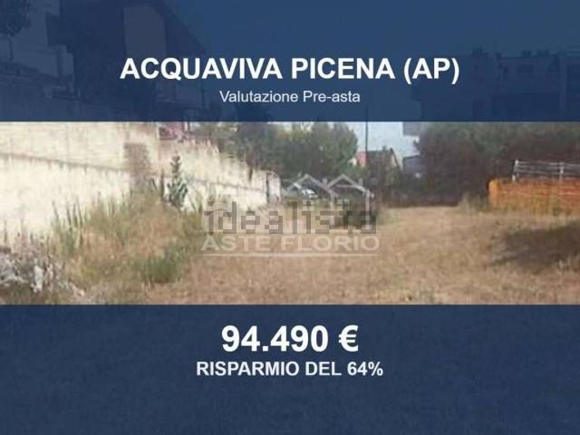 Terreno in vendita di 907 m² in Via Camillo Benso Conte di Cavour