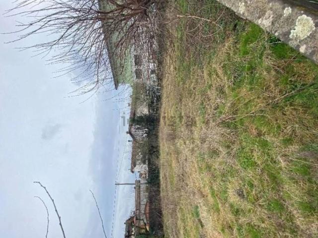 Terreno in vendita di 908 m² in Via Leonardo da Vinci