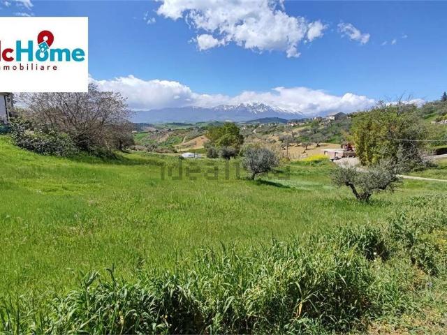 Terreno in vendita di 9000 m² in Via Rocco Terenzi, 5