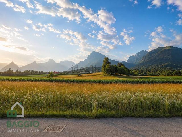 Terreno in vendita di 903 m² in Via Libano