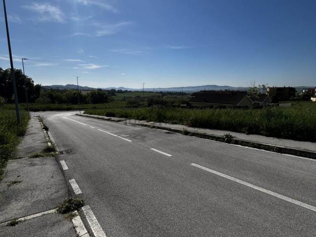 Terreno in vendita di 910 m²