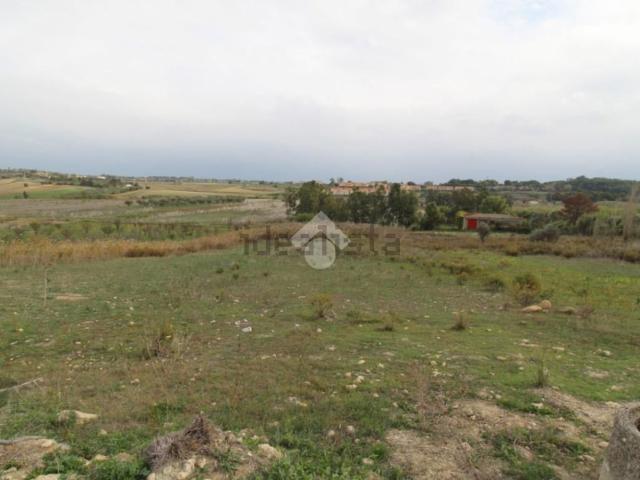 Terreno in vendita di 9230 m² in Contrada Sovereto