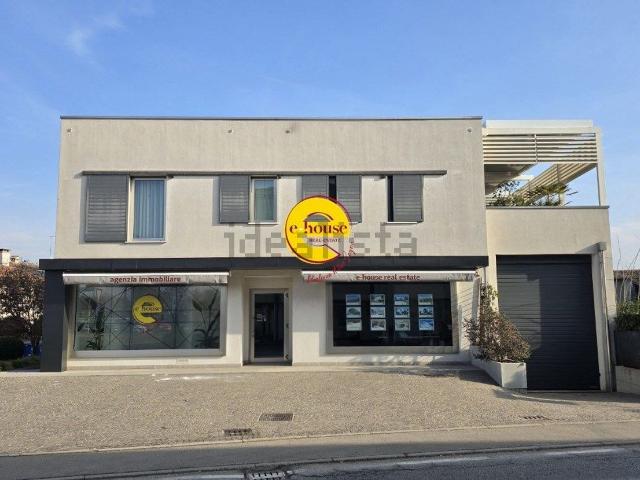 Terreno in vendita di 934 m² in Via Callesella