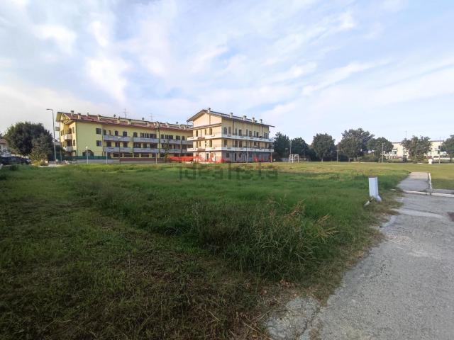 Terreno in vendita di 930 m²