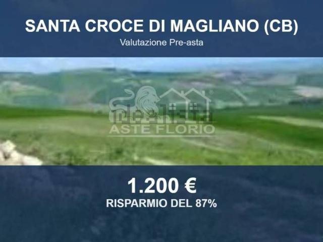 Terreno in vendita di 9460 m² in Via delle Croci