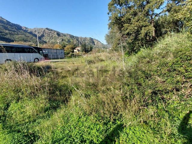 Terreno in vendita di 950 m² in Traversa Enel