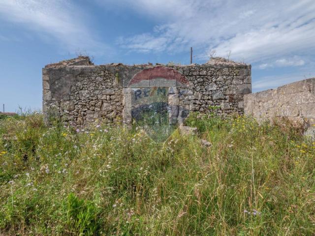 Terreno in vendita di 9535 m² in Via Giuseppe Farina, 1