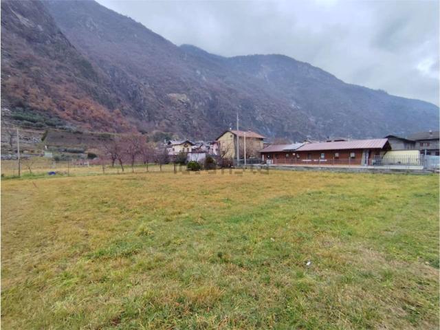 Terreno in vendita di 965 m²