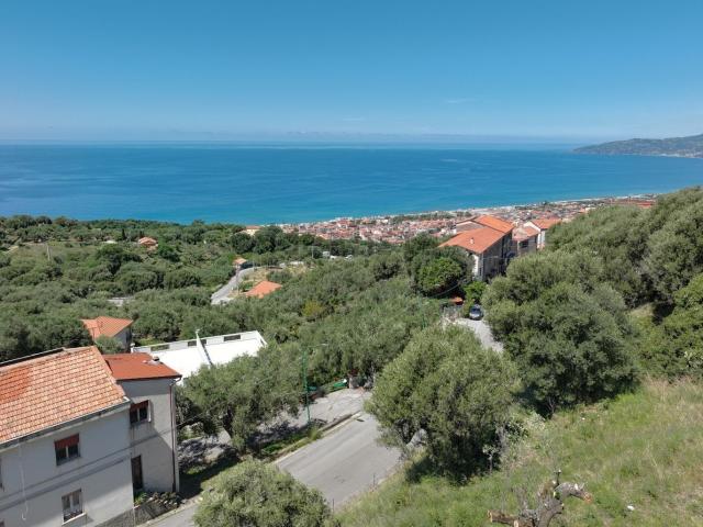 Terreno in vendita di 974 m² in Via XXIV Maggio