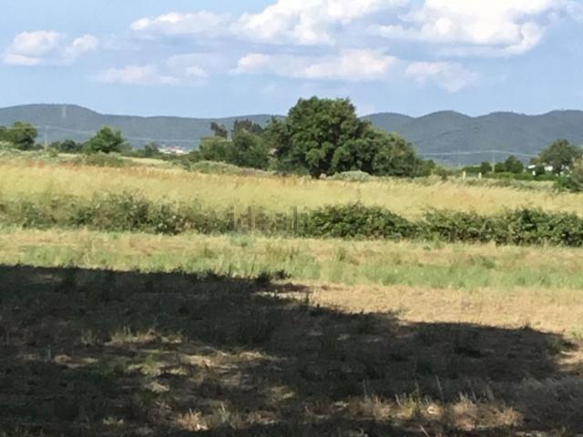 Terreno in vendita di 97000 m² in Via Del Madonnino