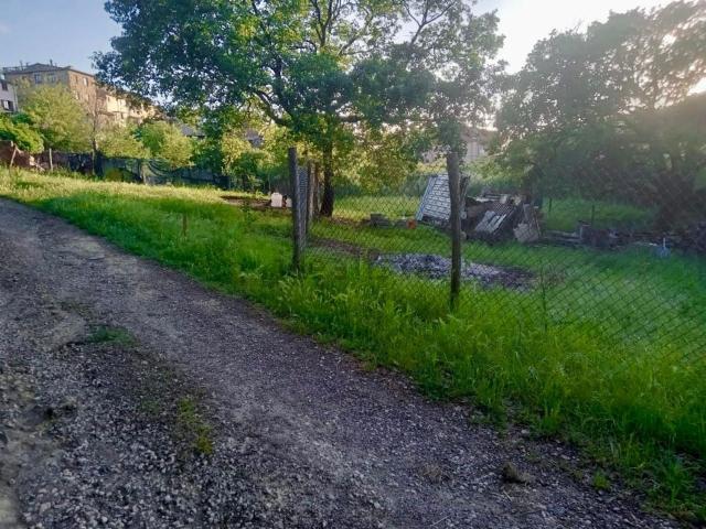 Terreno in vendita di 970 m² in Via Barone Vicino