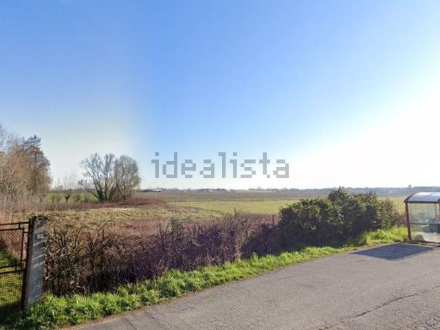 Terreno in vendita di 9889 m² in Via Vittorio Veneto, 2