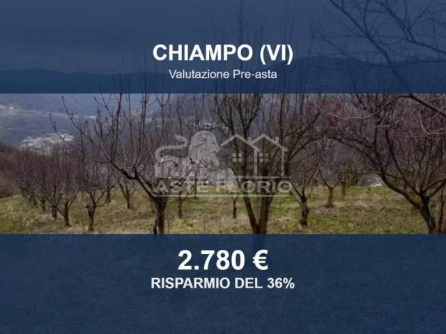 Terreno in vendita di 990 m² in Via Faggiana