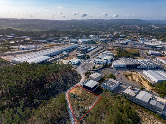 Terreno Industrial com 1.540 m² na Zona Industrial de Leiria – Excelente Localização