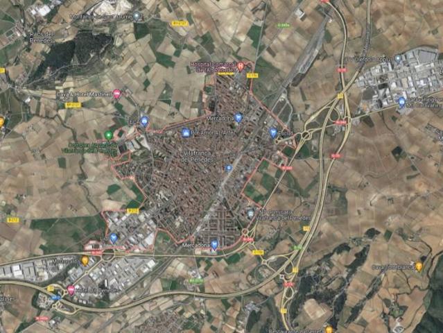 Terreno industrial en Alquiler en Centre Vila