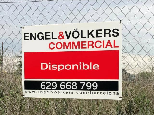Terreno industrial en Alquiler en Santa Perpètua de Mogoda