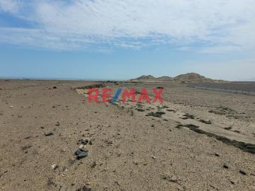 Terreno Industrial en venta en Chicama a S/1,218,000