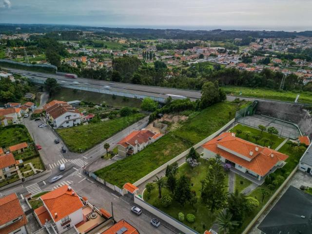 Terreno, Perosinho