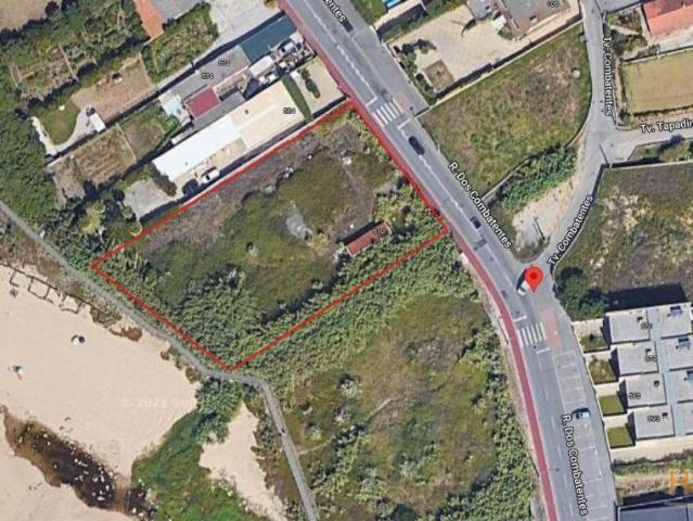 Terreno junto à Praia | 26063308334