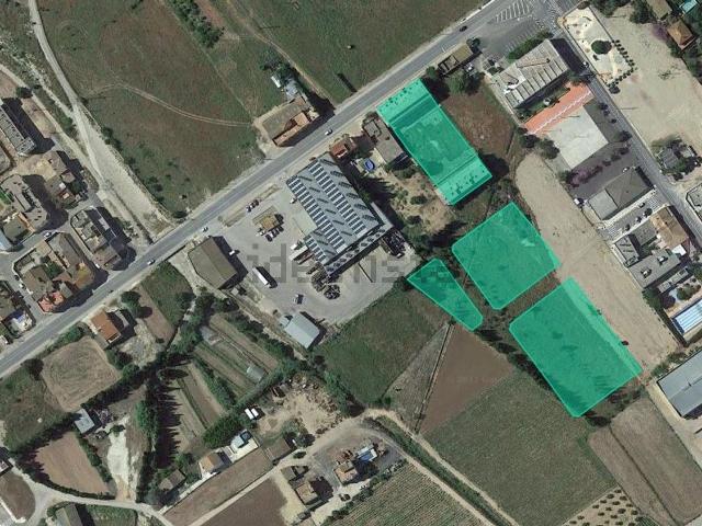 Terreno, L&apos Aldea