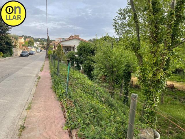 Terreno, L&apos Ametlla del Vallès