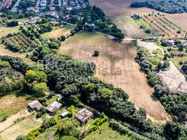 Terreno, L&apos Ametlla del Vallès