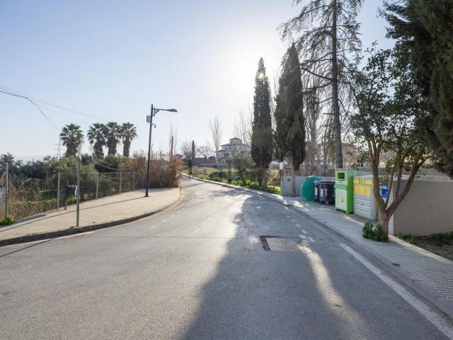 Terreno, Las Gabias