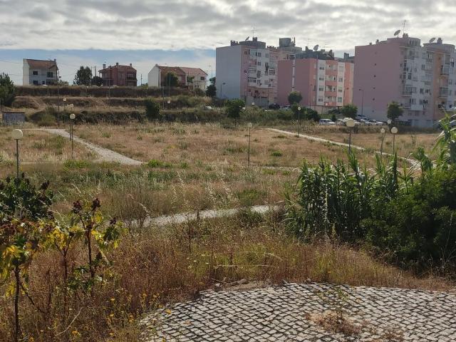 Terreno, Laranjeiro e Feijó, Almada | BPI Expresso Imobiliário